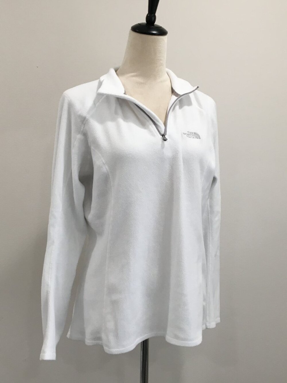 THE NORTH FACE White Fleece 1/4 Zip Collar Long Sleeve Activewear Pullover